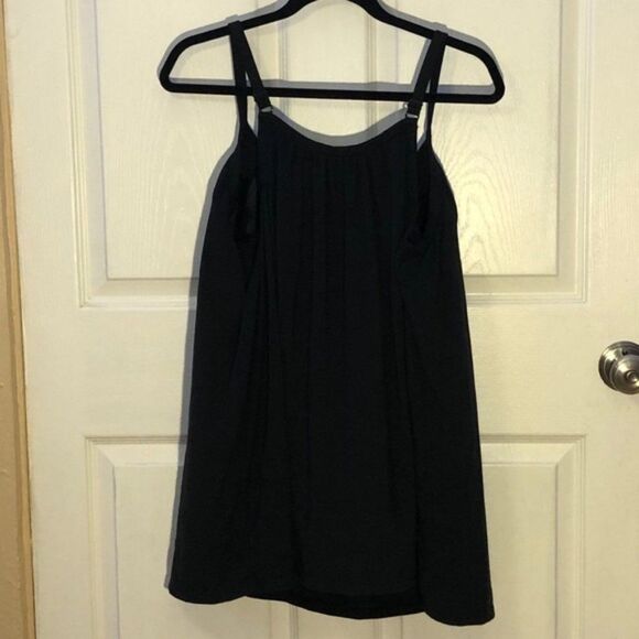Plus Size Flowy Tank Full Support Black  Size 2X Y - Picture 3 of 9